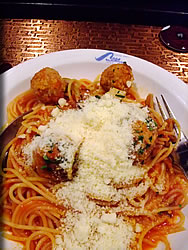 「サリバン」のミートボールパスタ