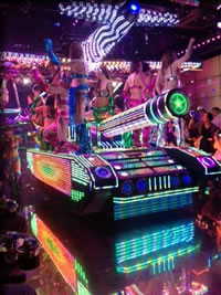 歌舞伎町ロボットレストラン