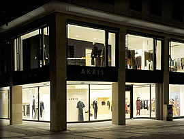 銀座AKRIS