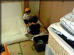 こそこそヒソヒソ・・