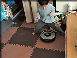 ルンバとたわむる・・