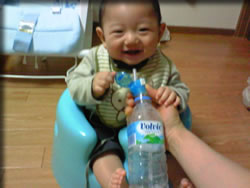 ストローで・・