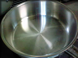 チャンの洗った鍋