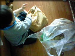 手と手を合わせて・・