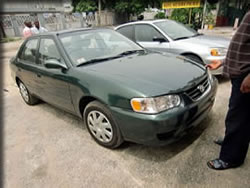 ２００１年型カローラ