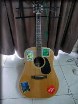 懐かしいYAMAKI Folk Guitar