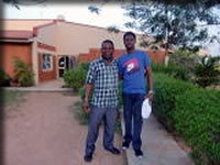 プレーヤーと小学校の音楽教師