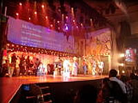 左サイドの席から