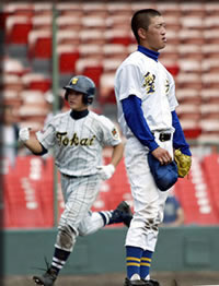 打たれた本間、打った清水