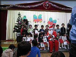 お遊戯会のダンス