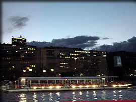 教会のある風景