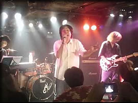 三貴哲成（三好鉄生）