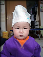 おむつをかぶせられたひびさん