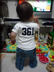 たくましい後姿！