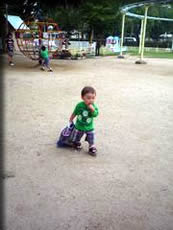 ズルズルズル。。。