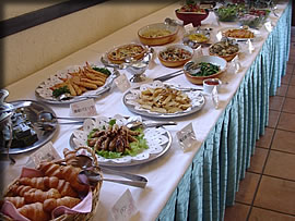 ランチバイキング