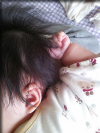 おっぱい中♪♪♪