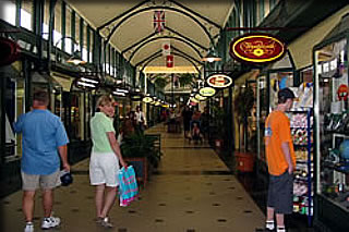 マリーナミラージュ・ショッピングセンター