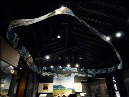 「たたかいの人類史」