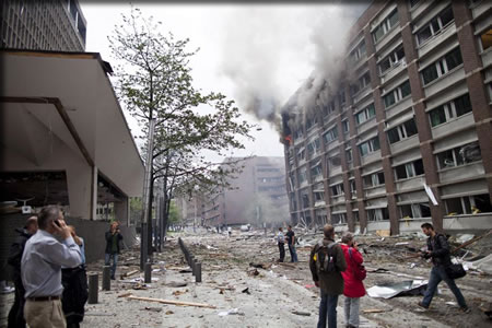 オスロ中心部の爆弾テロの跡