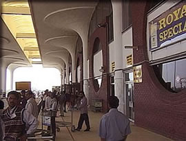 出発搭乗エリア