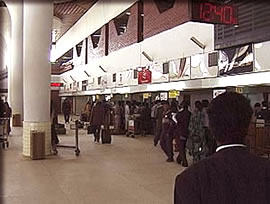 搭乗カウンター