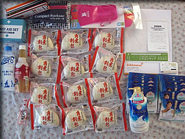 �R���r�j����