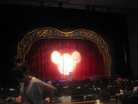 �f�B�Y�j�[�̃}�W�b�N�V���[