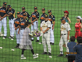 �T���g���[�h���[���}�b�`