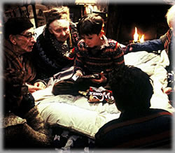 ユアン・マクレガー(右)