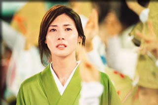 咲子(松嶋菜々子)