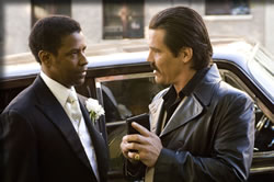 ネコババする警官