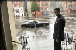 逮捕を待ち構えるリッチー