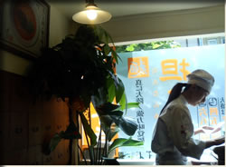 美人の店員さん