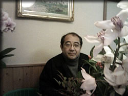 カリスマ彰・近影