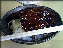 半ソースカツ丼