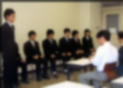 ユニバーサル･デザインの改札口