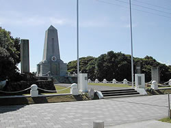 エルトゥールル号遭難碑