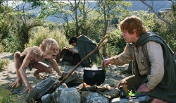 ゴラムに挑発されるサム