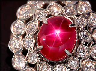 ピジョンブラッド・ルビー