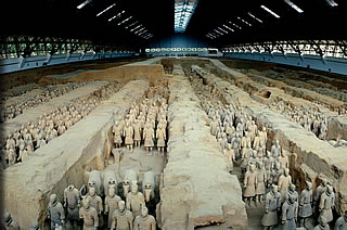 兵馬俑と地下墳墓