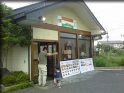 �J���[������ƃ`�����Ƒ��q�l