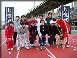 風が強く吹いている